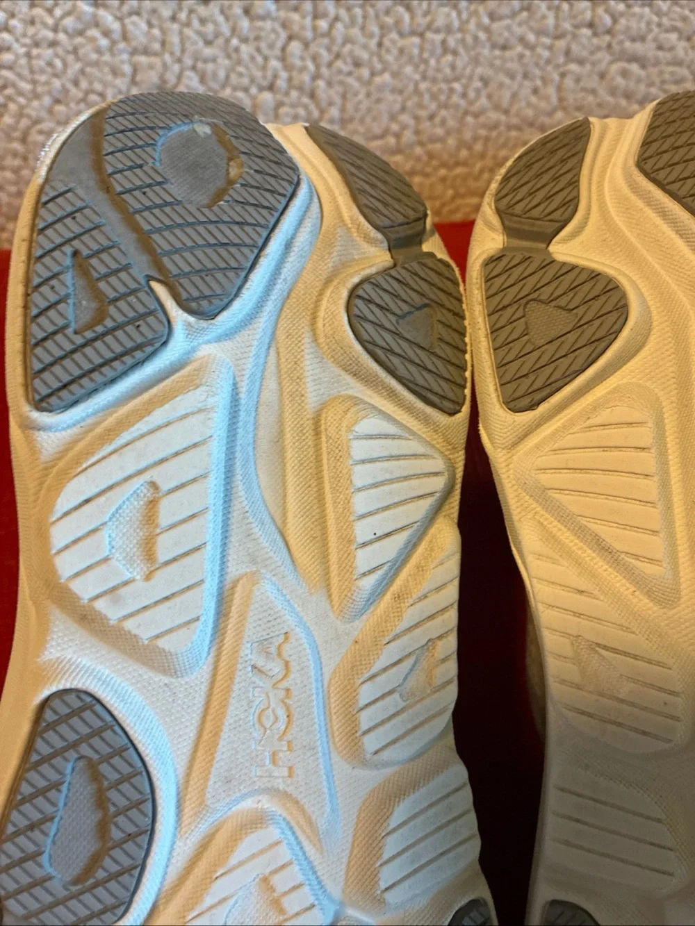 Hoka One One Clifton 10 Wide Men's Road Running Shoes Size 9.5 D Stellar Grey